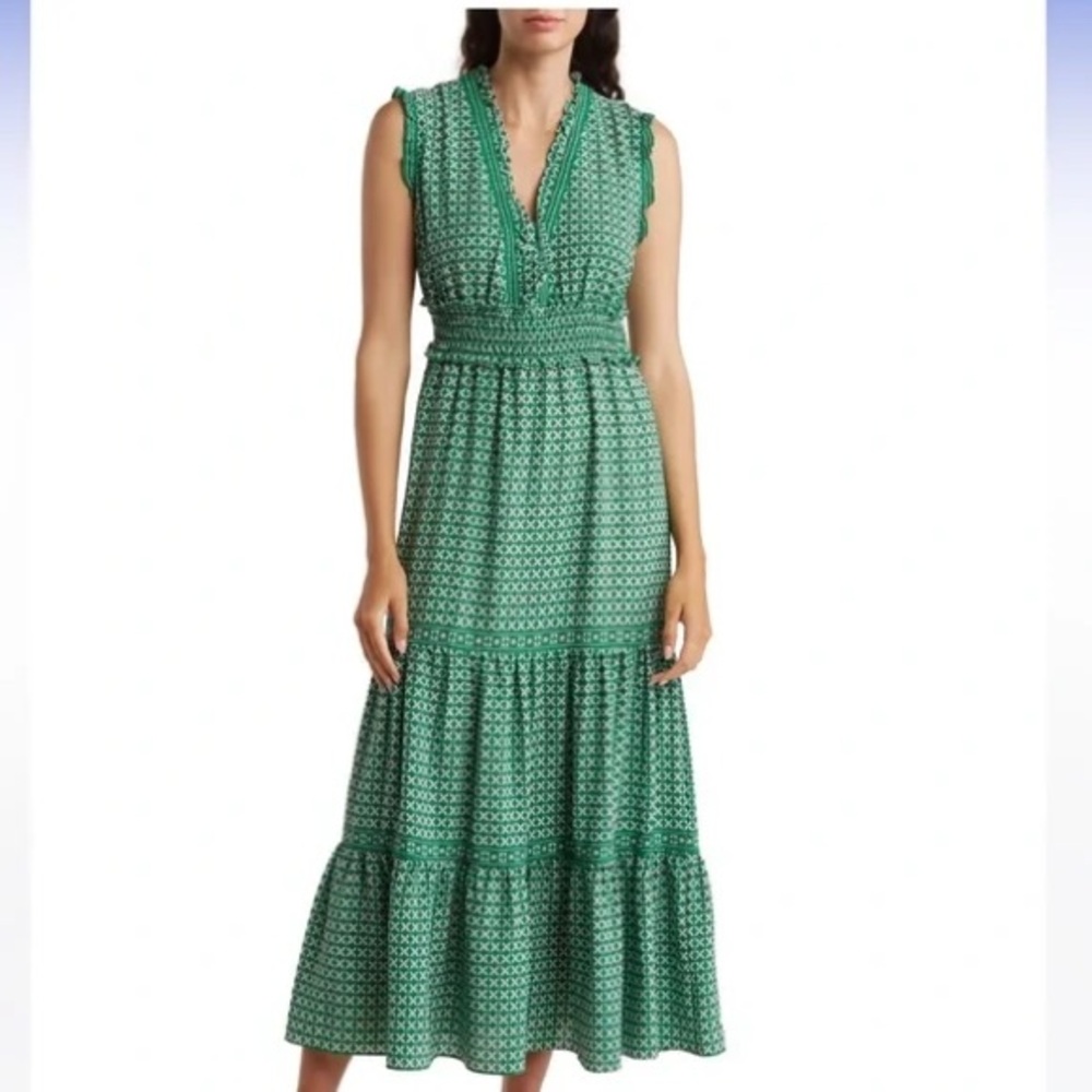 Max Studio Sleeveless Smocked Green Flora Print Tiered Maxi Dress NWOT - Size XS